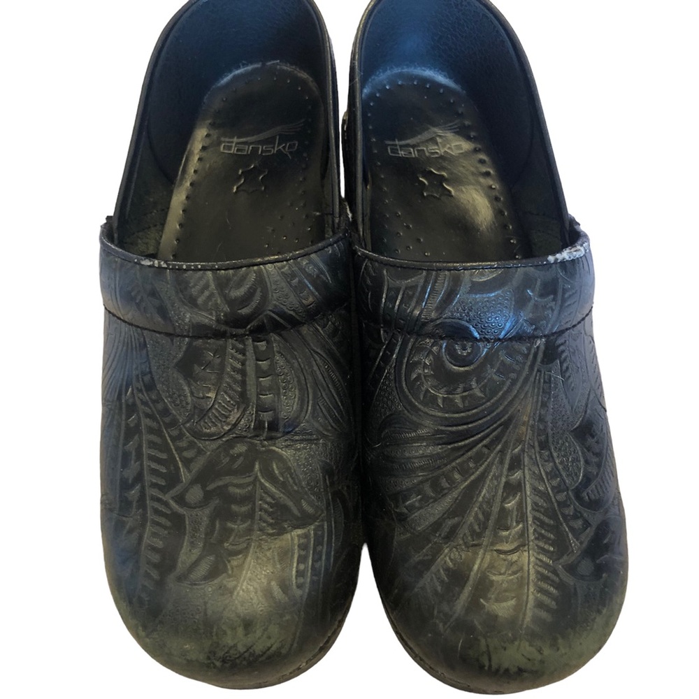 Dansko Black Leather Embossed Shoes size 39 (8.5) - Picture 3 of 10